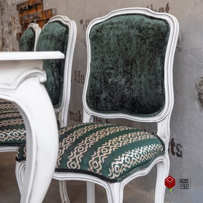 میزغذاخوری فرانسوی
