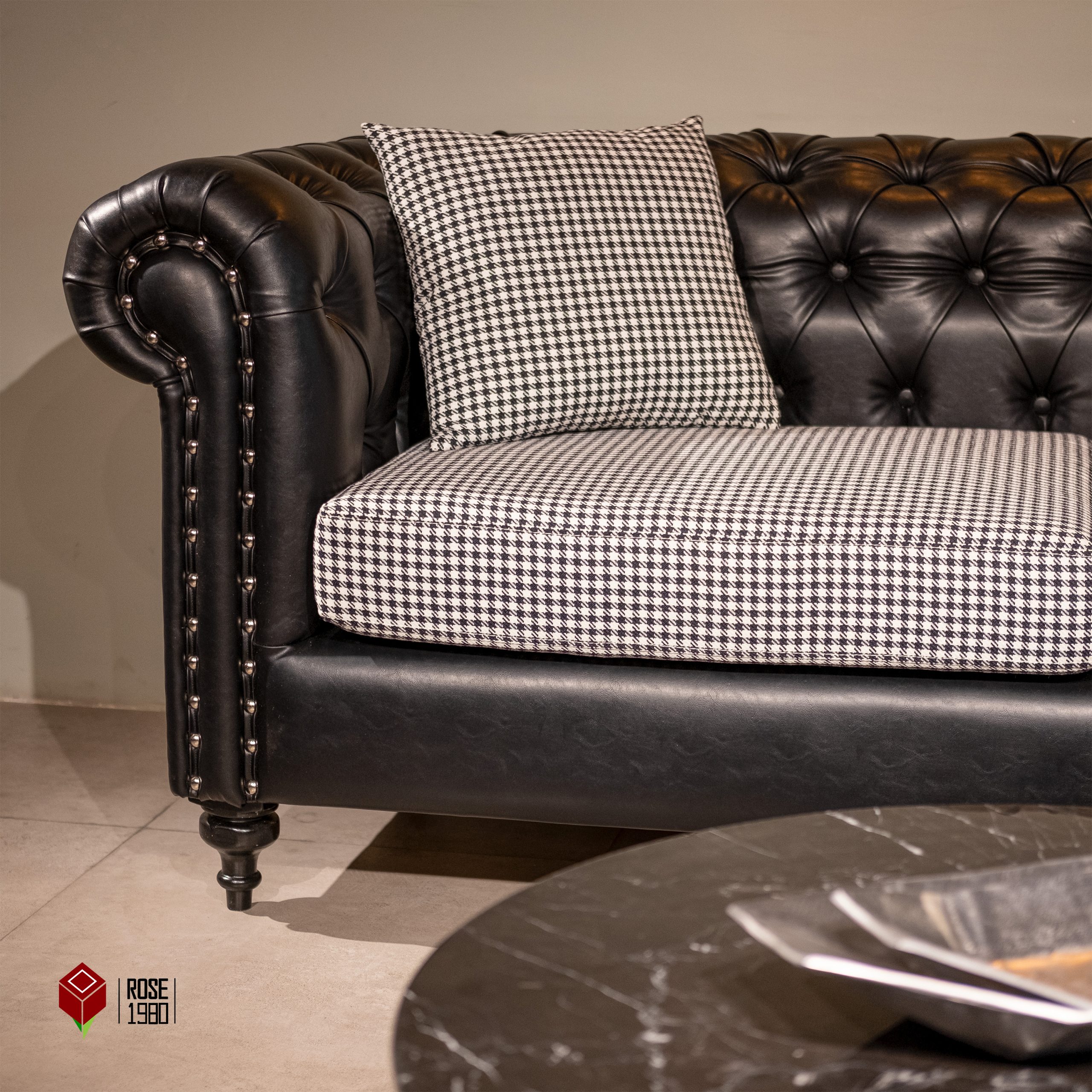 IMG_9948-scaled-1.jpg کاناپه چسترفیلد - تصویر 1